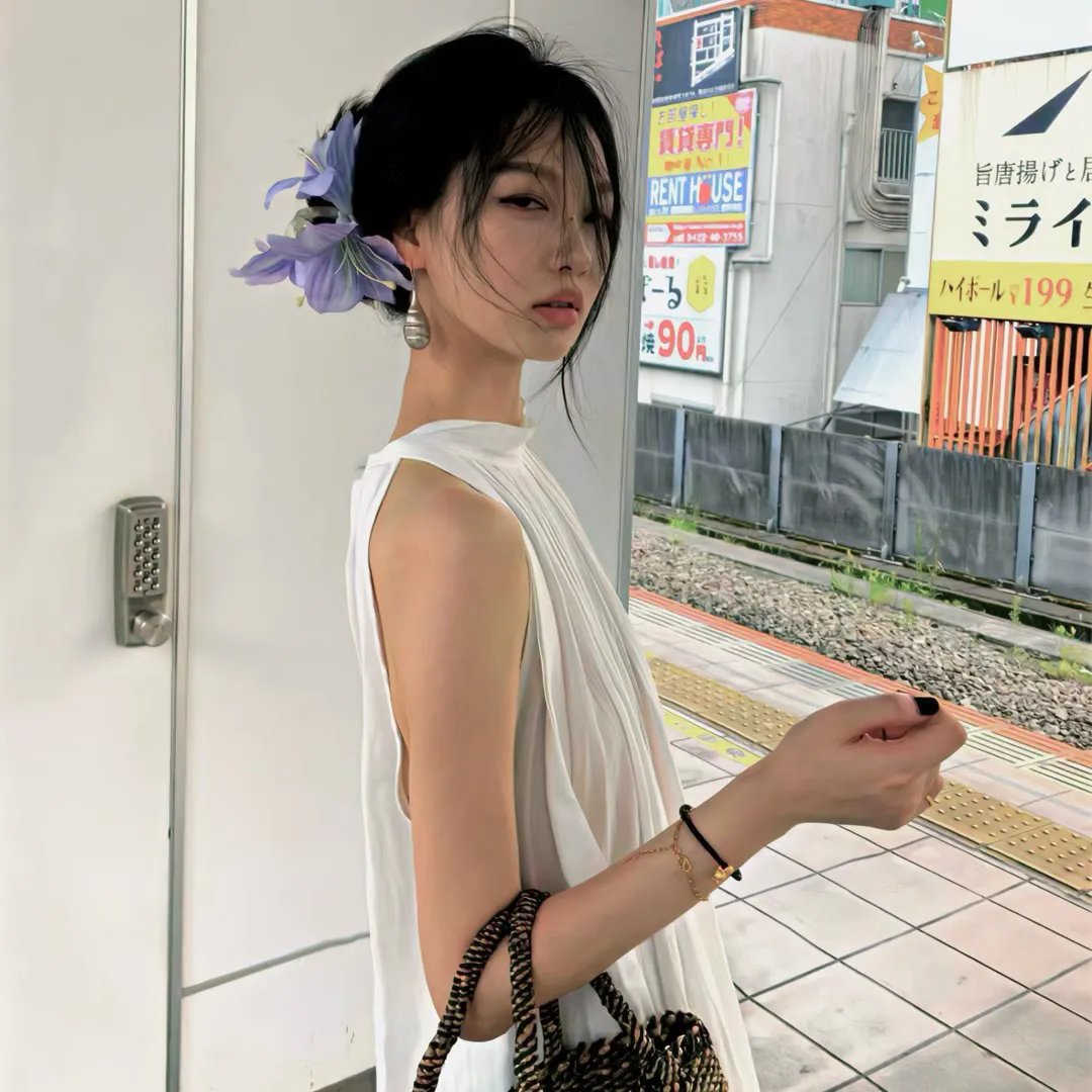 丛林少女之荒野逃生